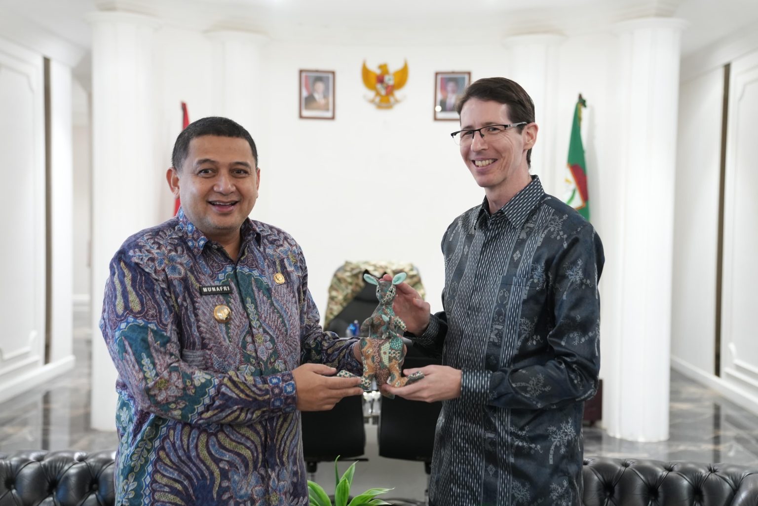 Bahas Kelanjutan Program RISE di Makassar, Konjen Australia Temui Munafri