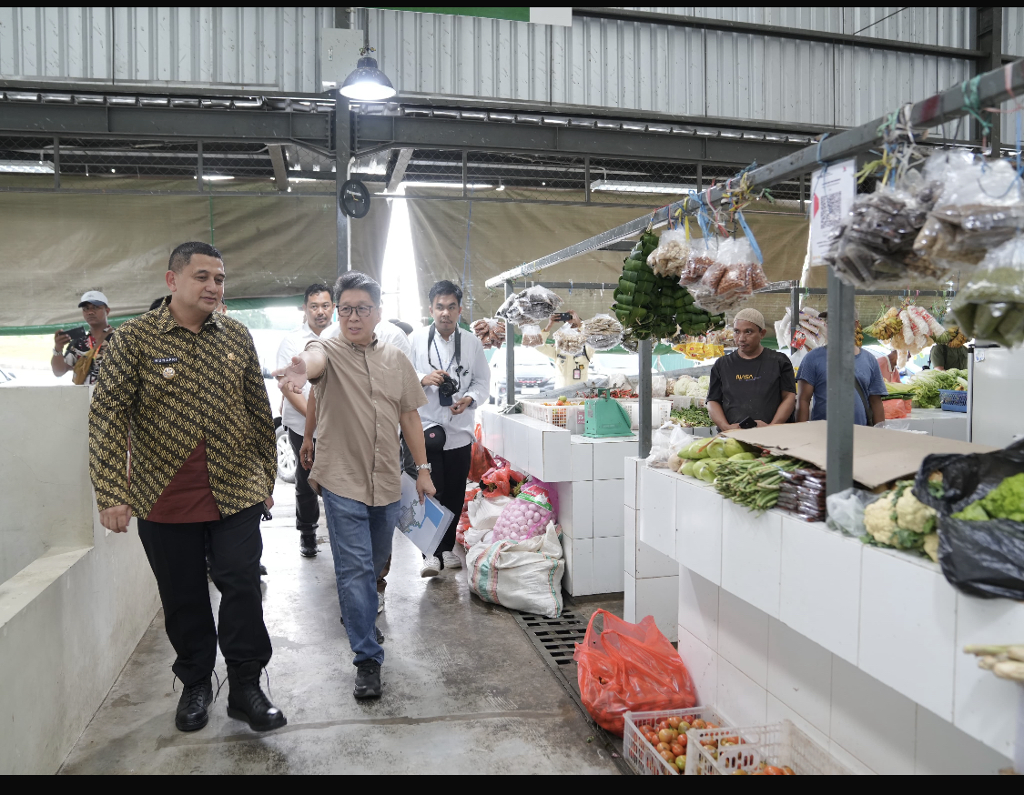 Wali Kota Makassar Jadikan Pasar Summarecon Biringkanaya Percontohan Pasar Modern