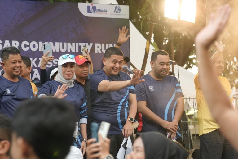 Wali Kota Munafri Lepas Ribuan Peserta Ajang Lari Smansa RUN 2025