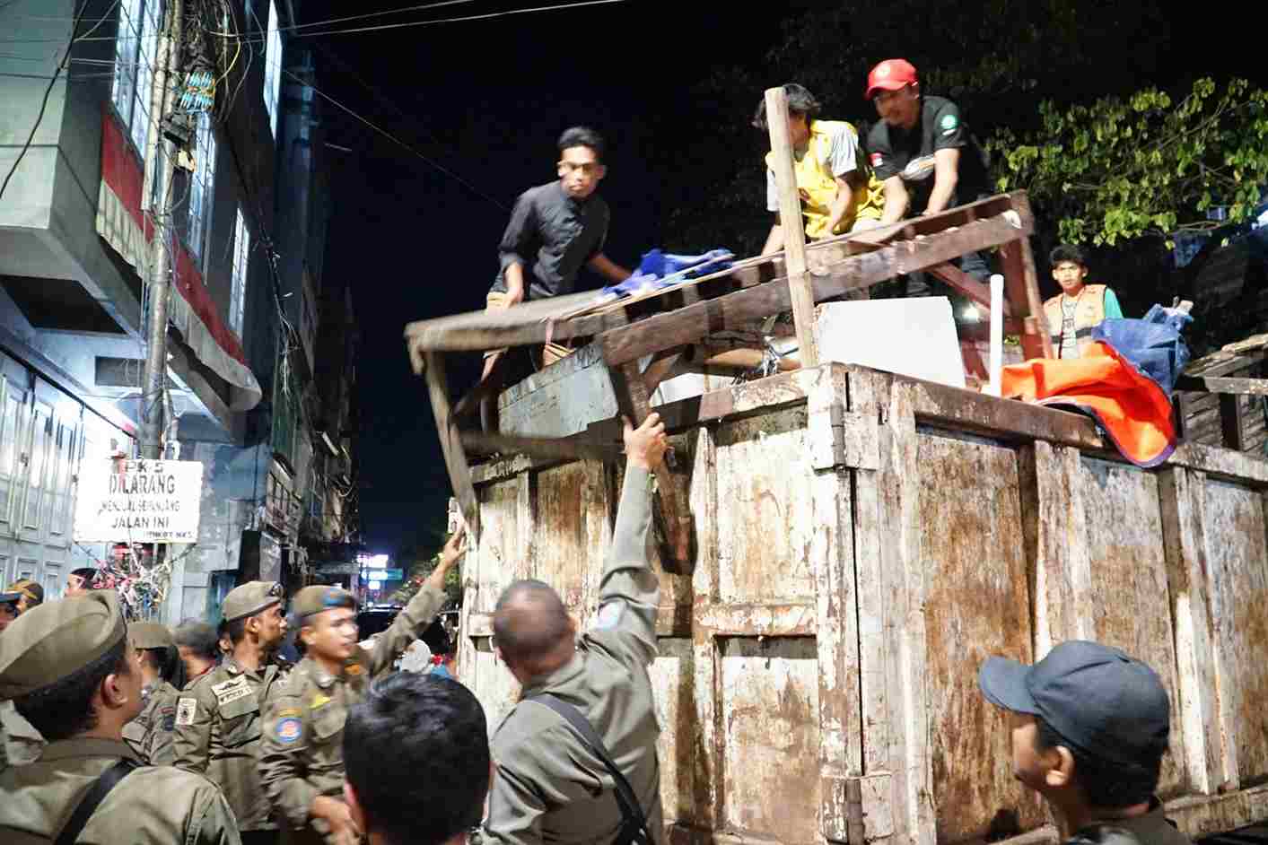Pemkot Makassar Tertibkan Pasar Tumpah Veteran, 20 Tahun Semrawut Kini Mulai Steril